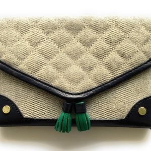 Brand New Vineyard Vines Women's Trifold Wallet